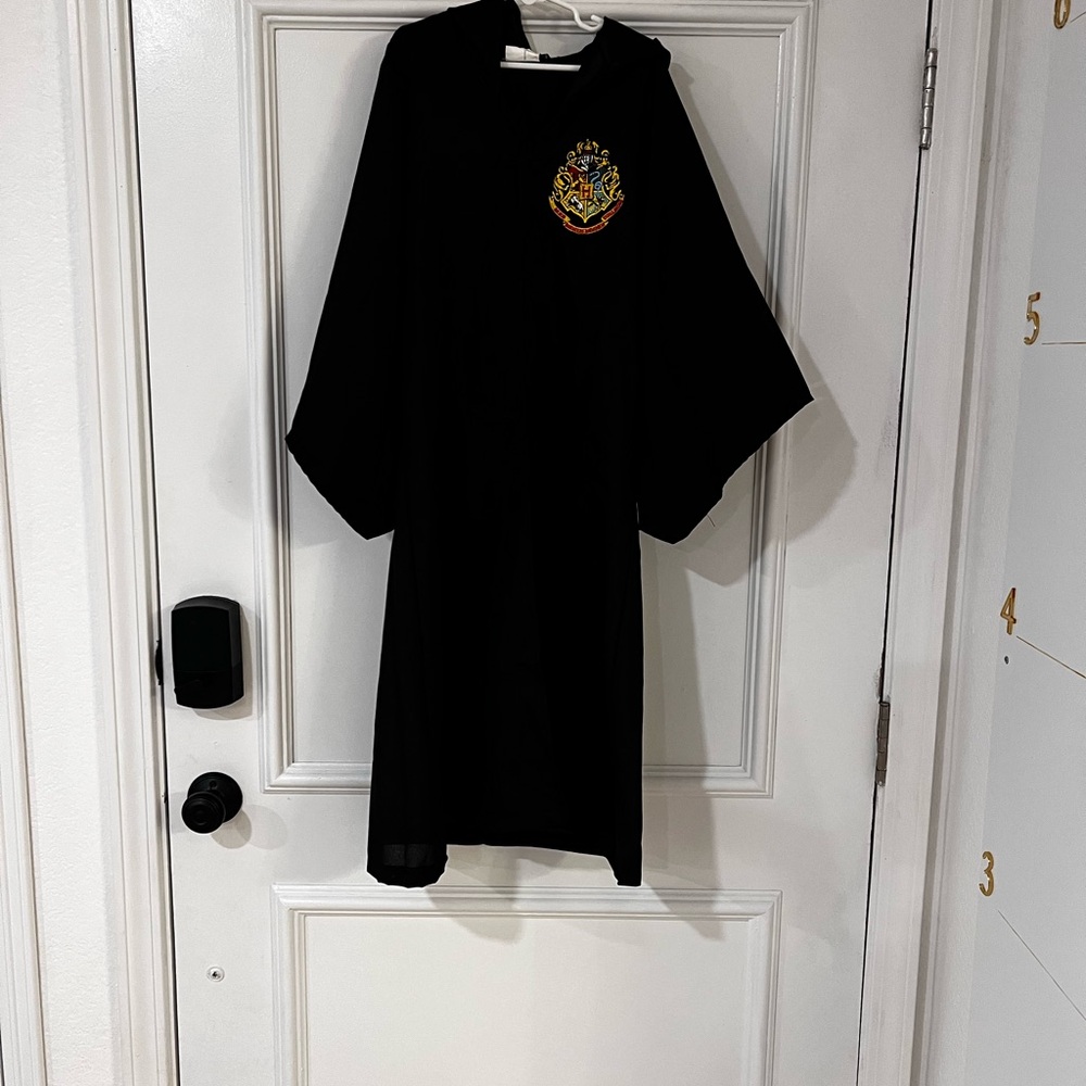 Warner Bros. Black Harry Potter Robe with Colorful Crest